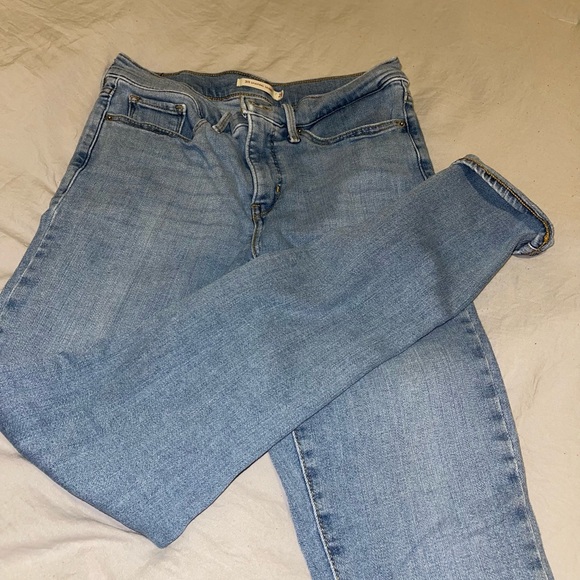 levi’s - Picture 3 of 3